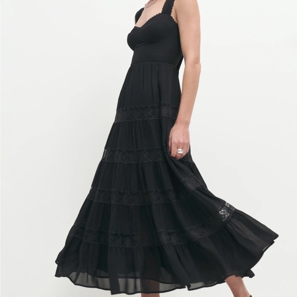 Reformation Hedda Dress in Black NWT Sz 10 - Picture 2 of 13